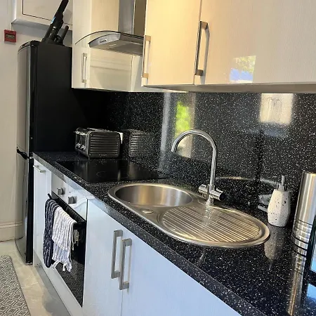 The Mews With Free Private Parking * Windermere
